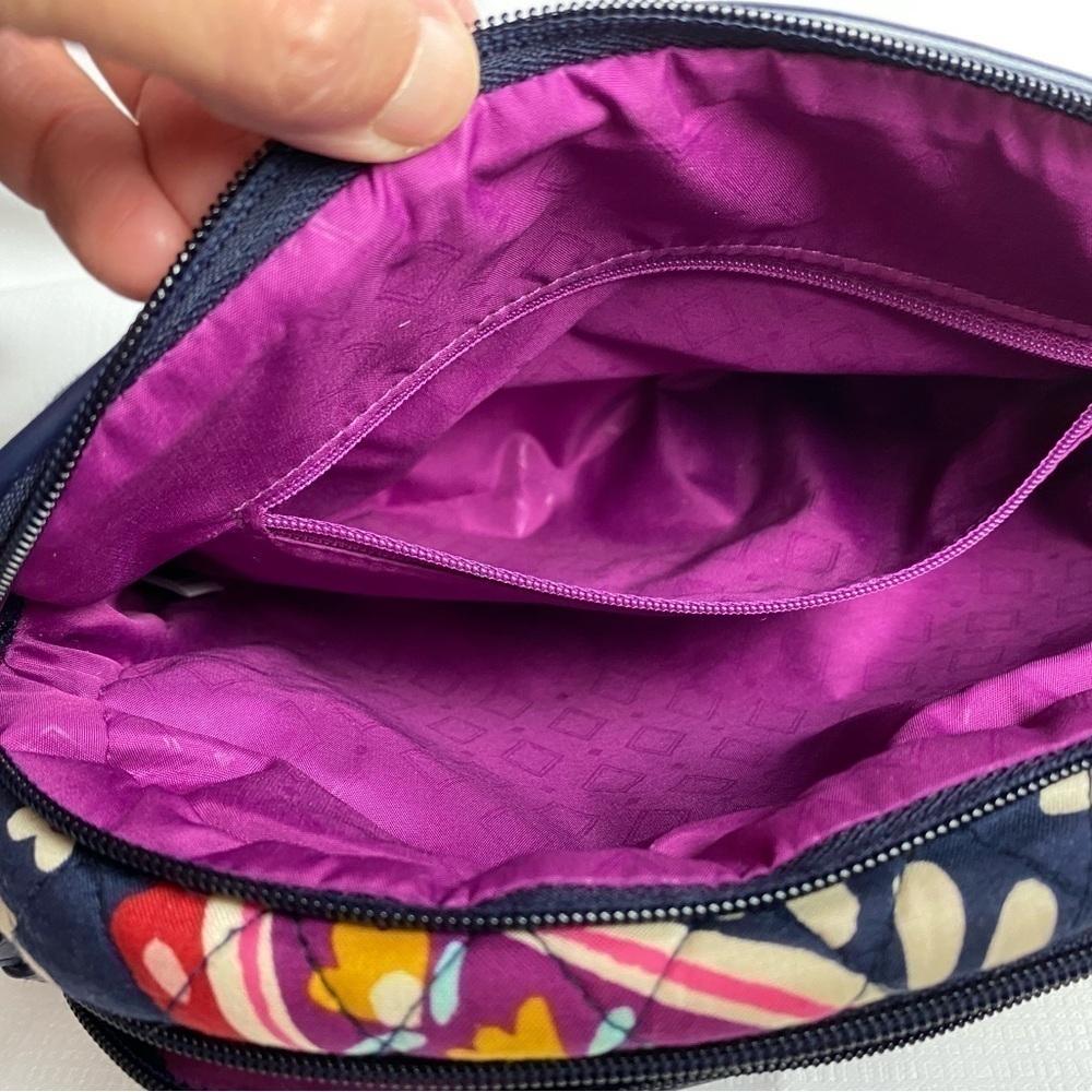 Beautiful Vera Bradley Painted Paisley Crossbody Purse and Matching Wallet - Picture 9 of 16